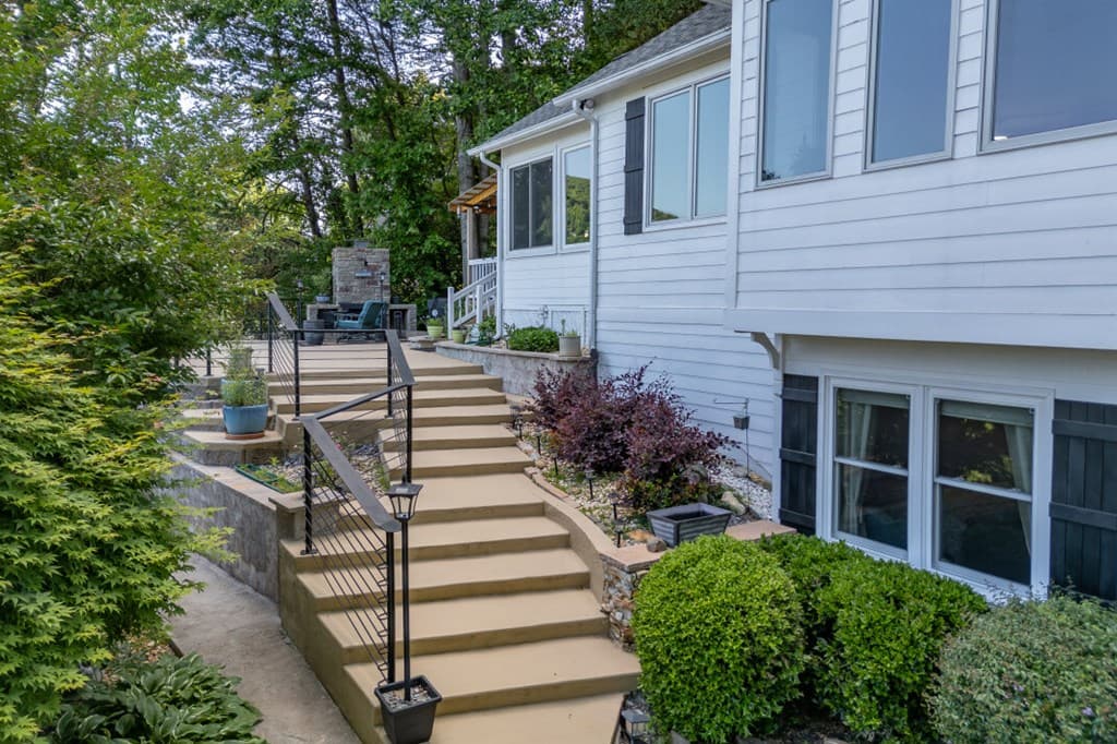 1925 Lakeview Summit Drive, Young Harris GA 30582 - Photo
