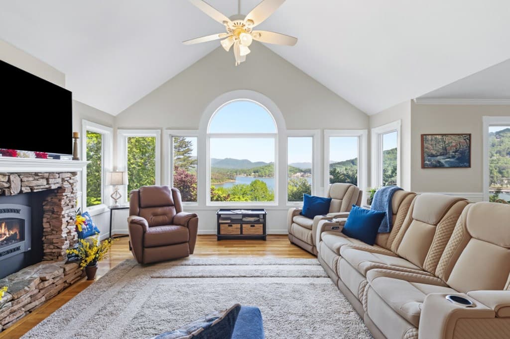 1925 Lakeview Summit Drive, Young Harris GA 30582 - Photo