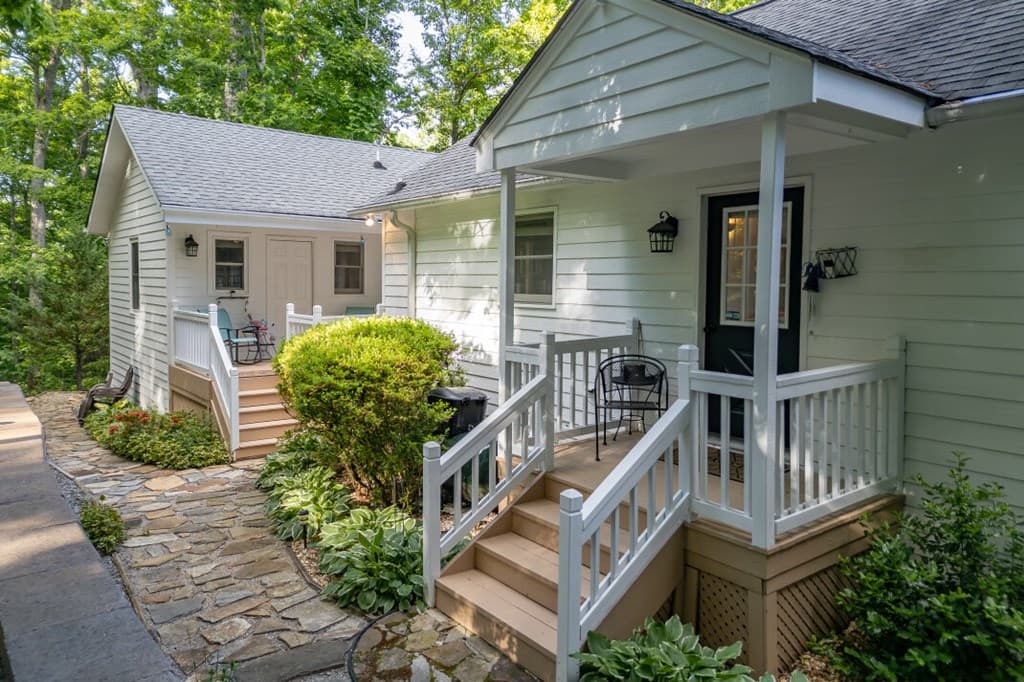 1925 Lakeview Summit Drive, Young Harris GA 30582 - Photo