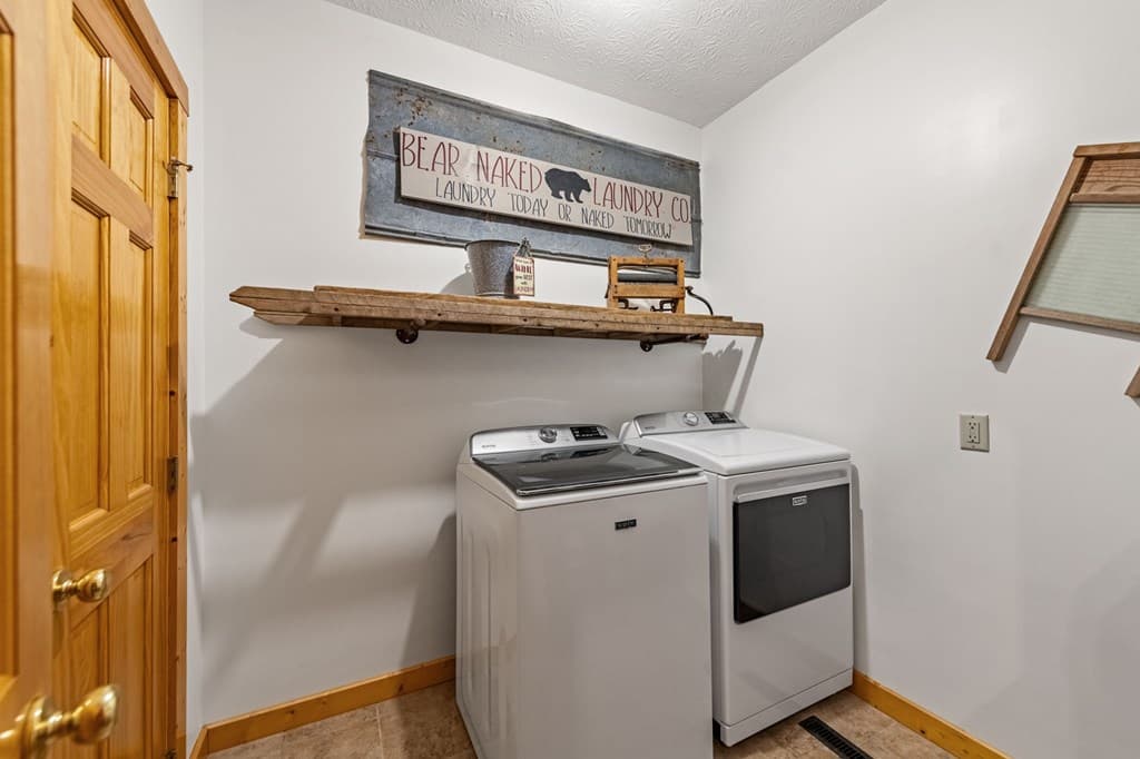 4396 W Hwy 382, Ellijay GA 30540 - Photo