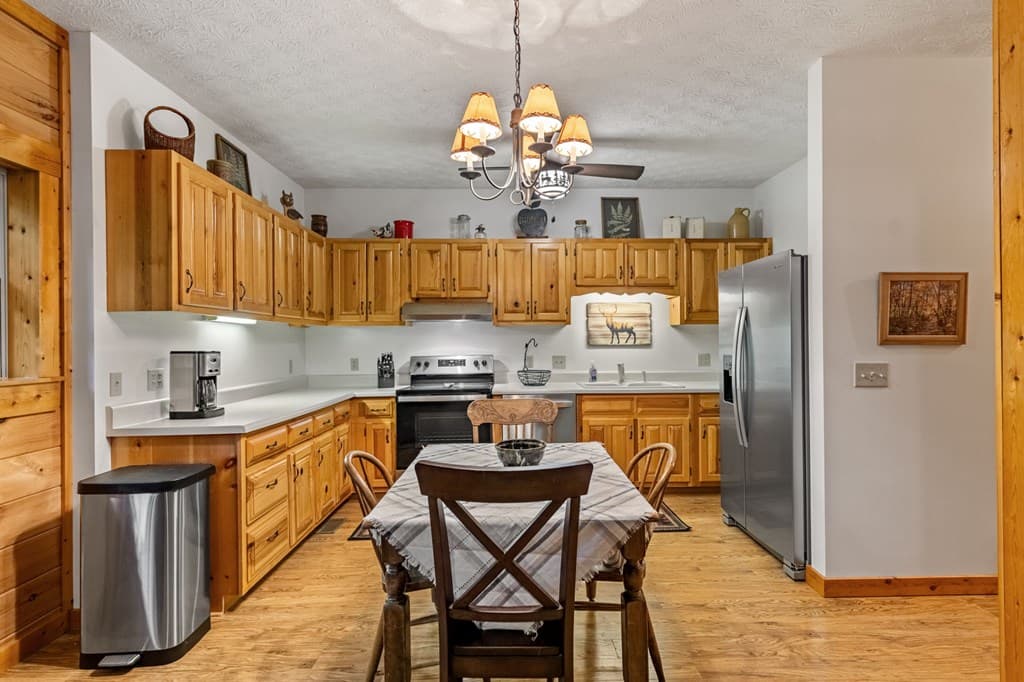 4396 W Hwy 382, Ellijay GA 30540 - Photo