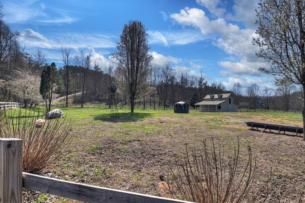 291 Kyle Arp, Blue Ridge GA 30513 - Photo