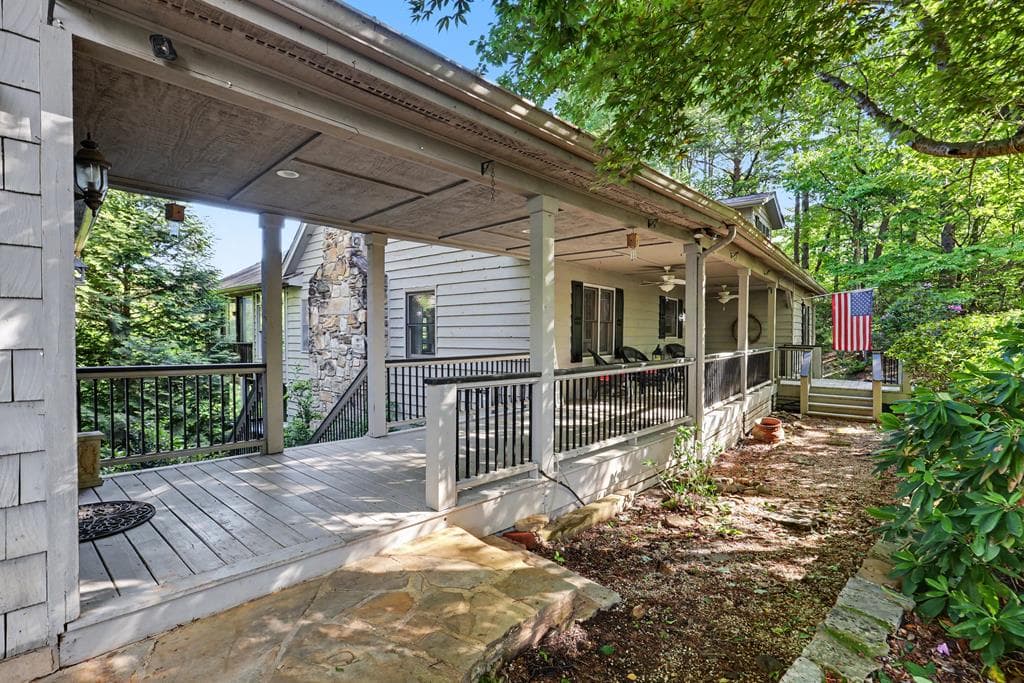 519 Pinecrest Road, Sautee Nacoochee GA 30571 - Photo