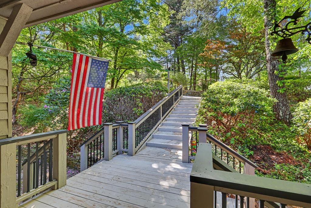 519 Pinecrest Road, Sautee Nacoochee GA 30571 - Photo