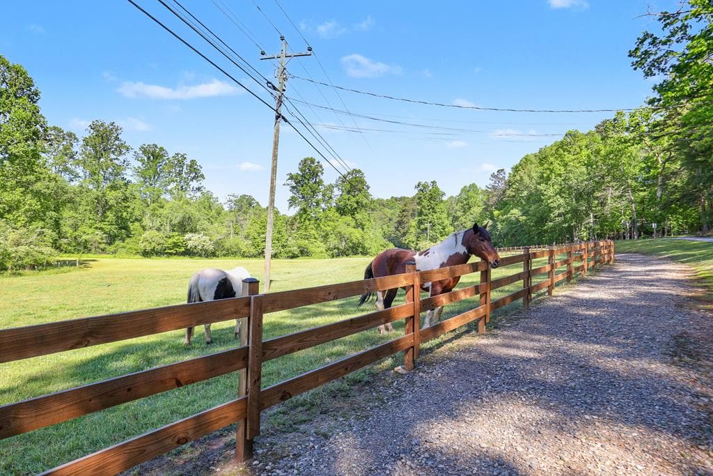 519 Pinecrest Road, Sautee Nacoochee GA 30571 - Photo