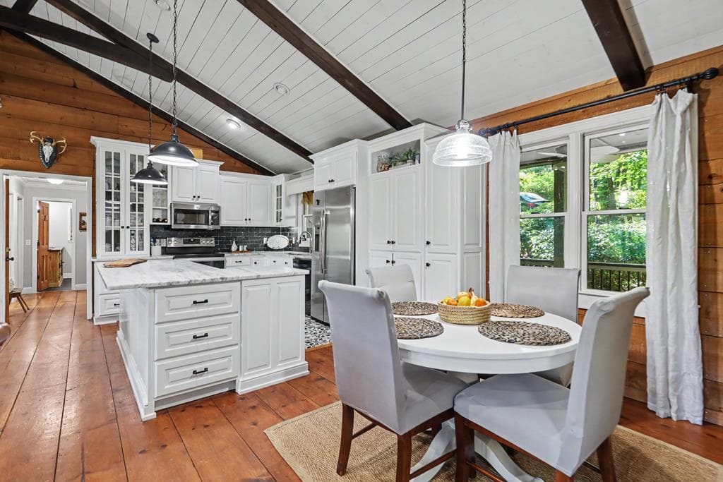 519 Pinecrest Road, Sautee Nacoochee GA 30571 - Photo