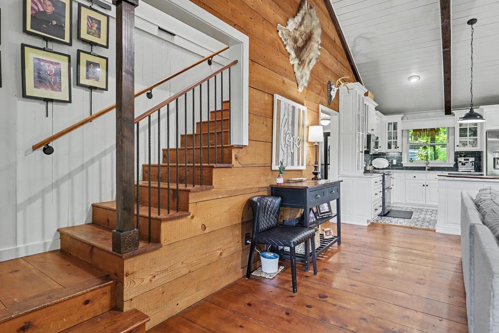 519 Pinecrest Road, Sautee Nacoochee GA 30571 - Photo