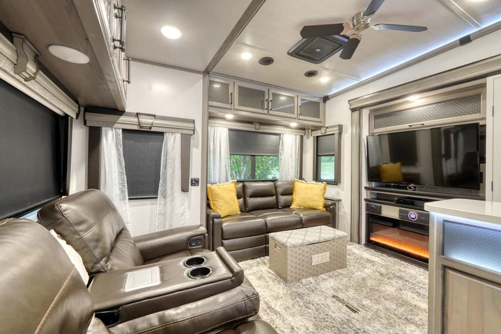 132 Heavenly Drive, Blairsville GA 30512 - Photo