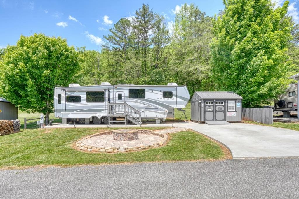 132 Heavenly Drive, Blairsville GA 30512 - Primary photo