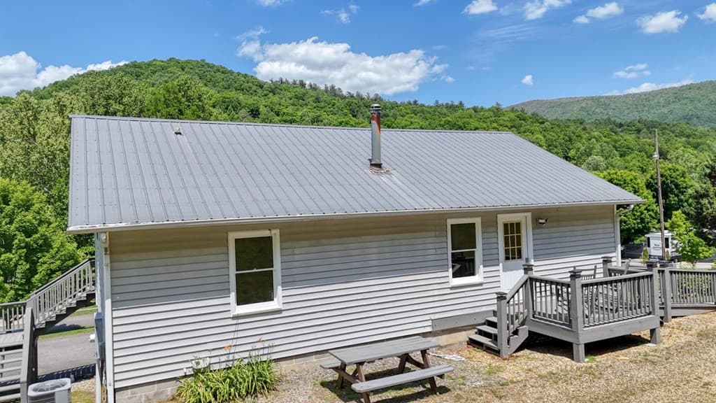 132 Heavenly Drive, Blairsville GA 30512 - Photo