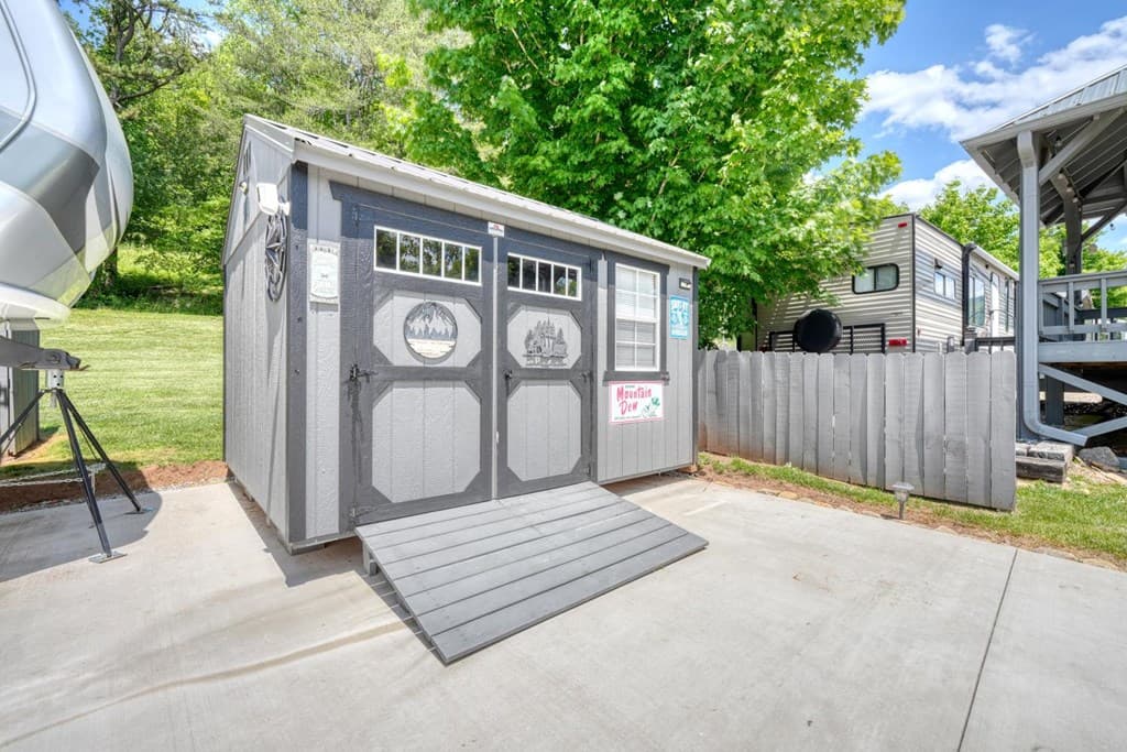 132 Heavenly Drive, Blairsville GA 30512 - Photo