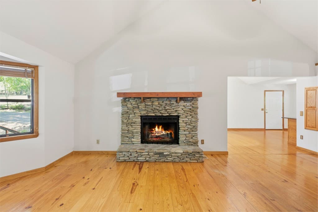 40 Caledonia Drive, Blairsville GA 30512 - Photo