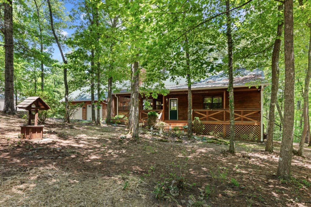 40 Caledonia Drive, Blairsville GA 30512 - Photo