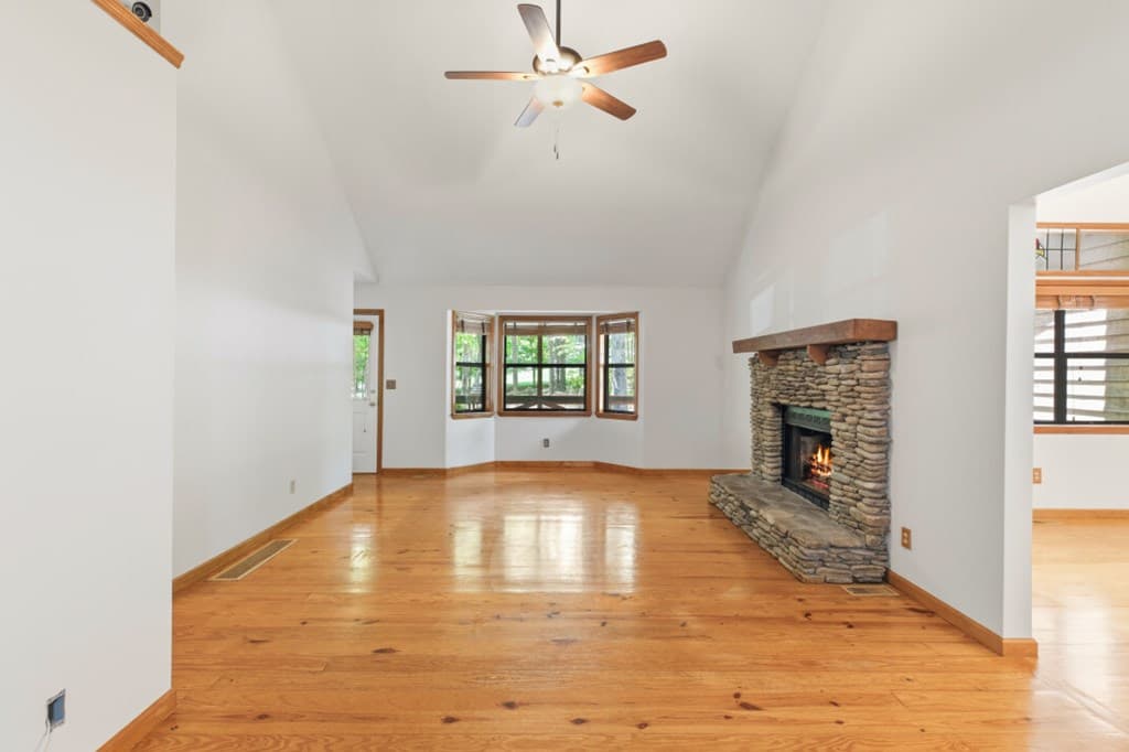 40 Caledonia Drive, Blairsville GA 30512 - Photo