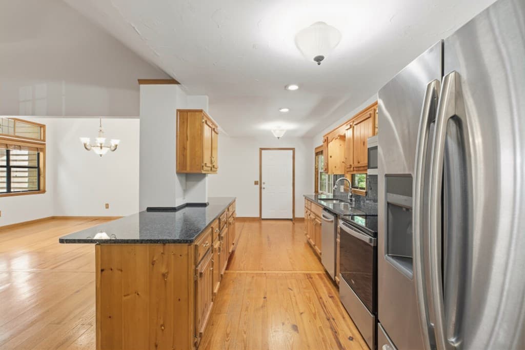 40 Caledonia Drive, Blairsville GA 30512 - Photo