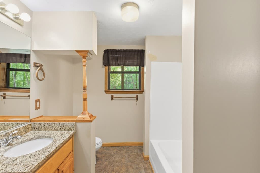 40 Caledonia Drive, Blairsville GA 30512 - Photo