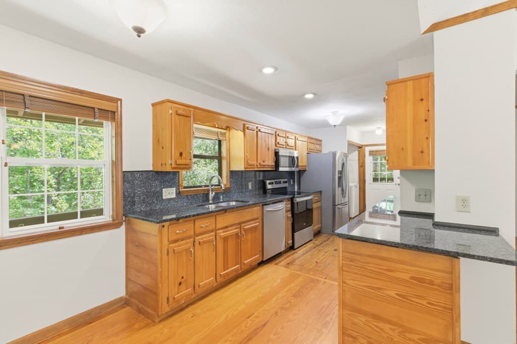 40 Caledonia Drive, Blairsville GA 30512 - Photo