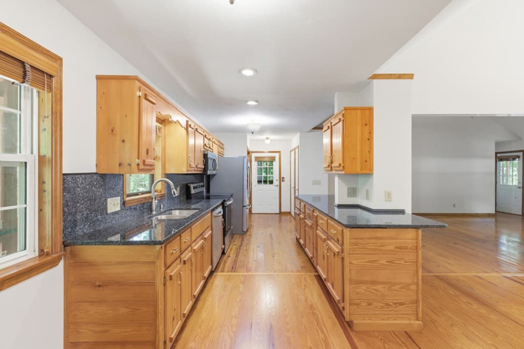 40 Caledonia Drive, Blairsville GA 30512 - Photo
