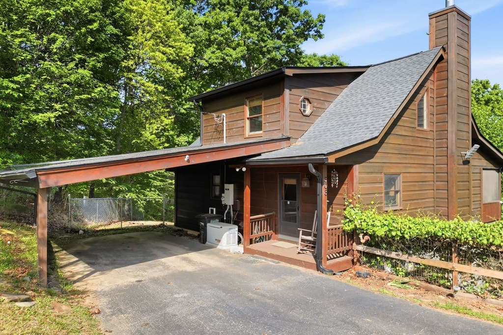 303 Pine Forest Loop, Blue Ridge GA 30513 - Photo