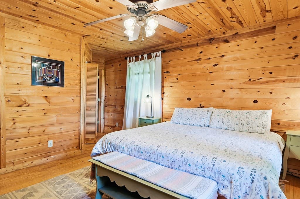 303 Pine Forest Loop, Blue Ridge GA 30513 - Photo
