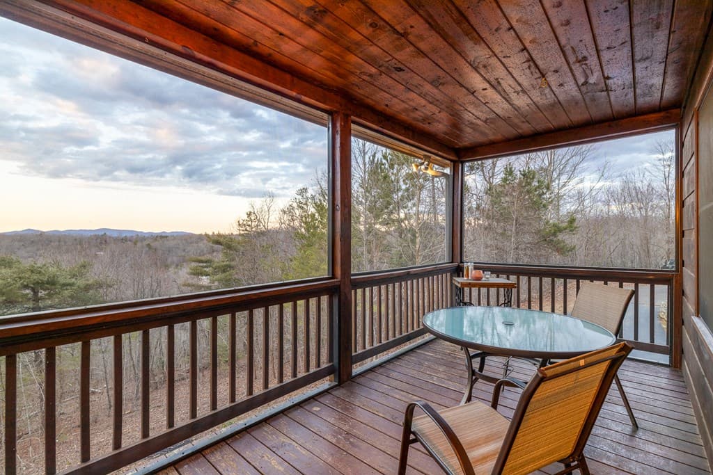 303 Pine Forest Loop, Blue Ridge GA 30513 - Photo