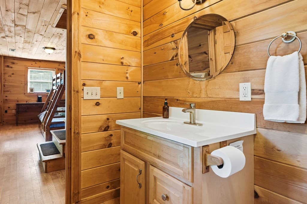 303 Pine Forest Loop, Blue Ridge GA 30513 - Photo