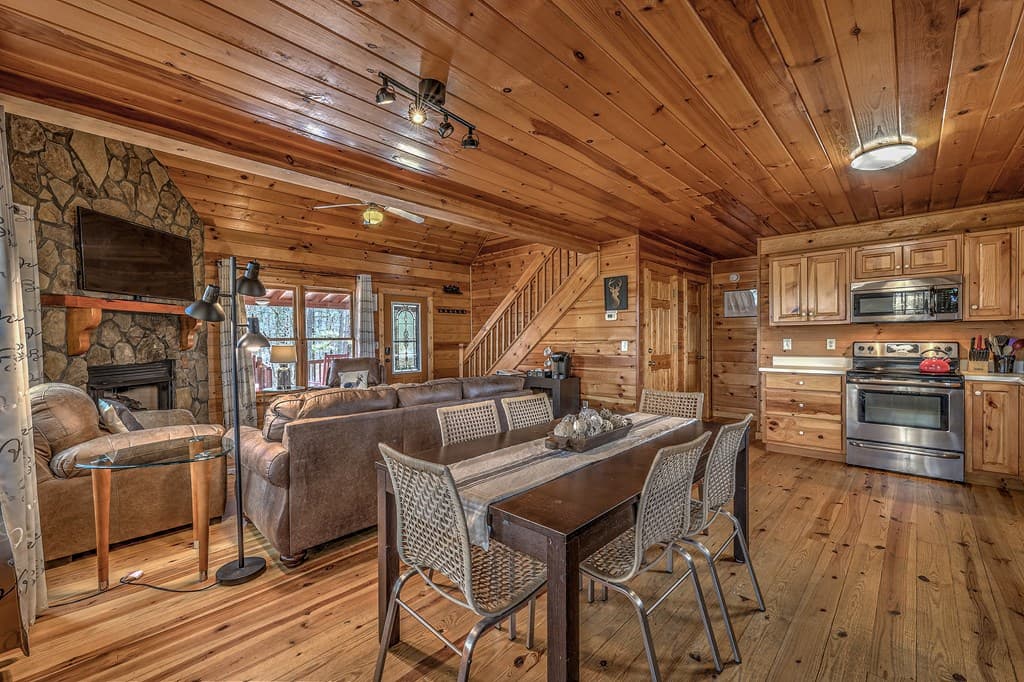 403 Gunite Circle, Ellijay GA 30540 - Photo