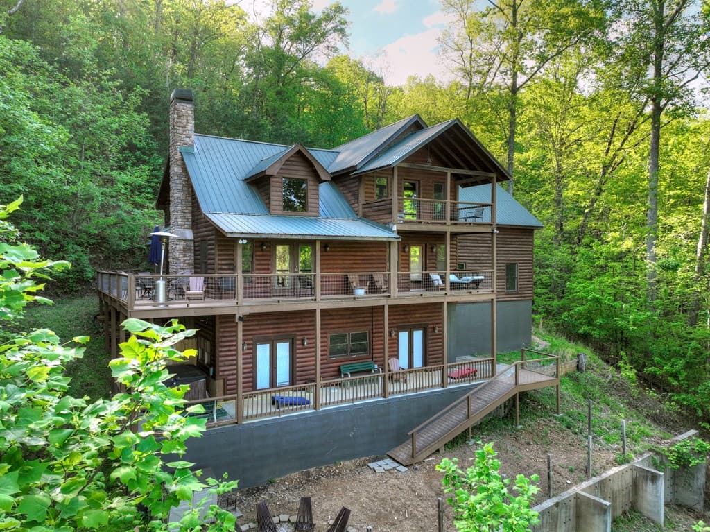 840 Deer Crest Road, Blue Ridge GA 30513 - Photo
