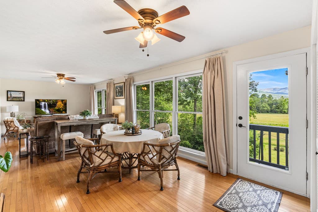 5686 Pine Crest Road, Young Harris GA 30582 - Photo
