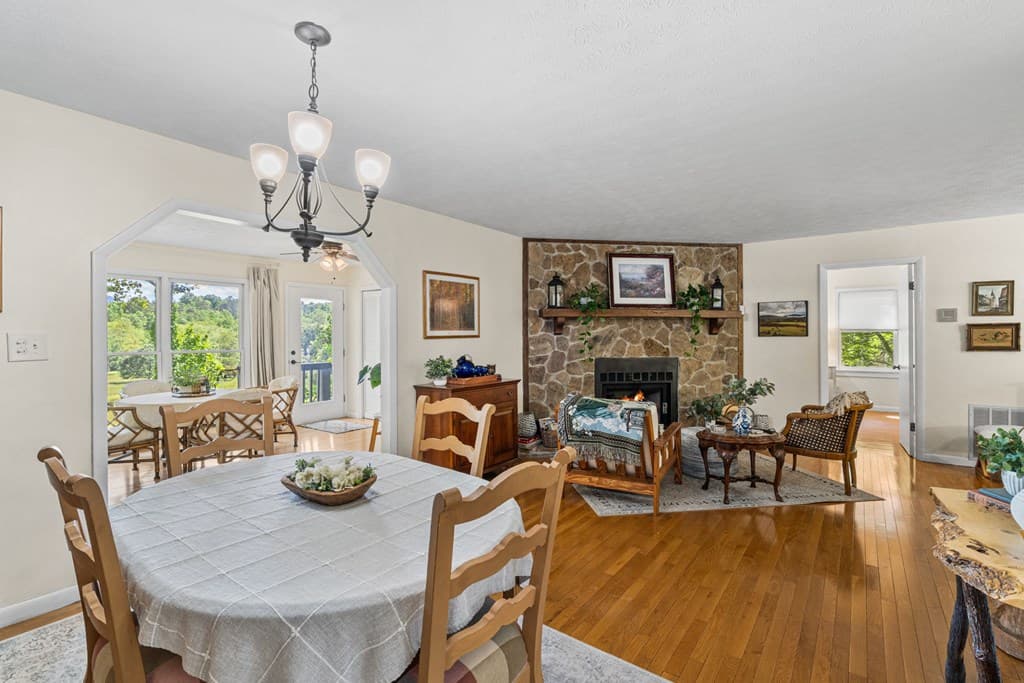 5686 Pine Crest Road, Young Harris GA 30582 - Photo