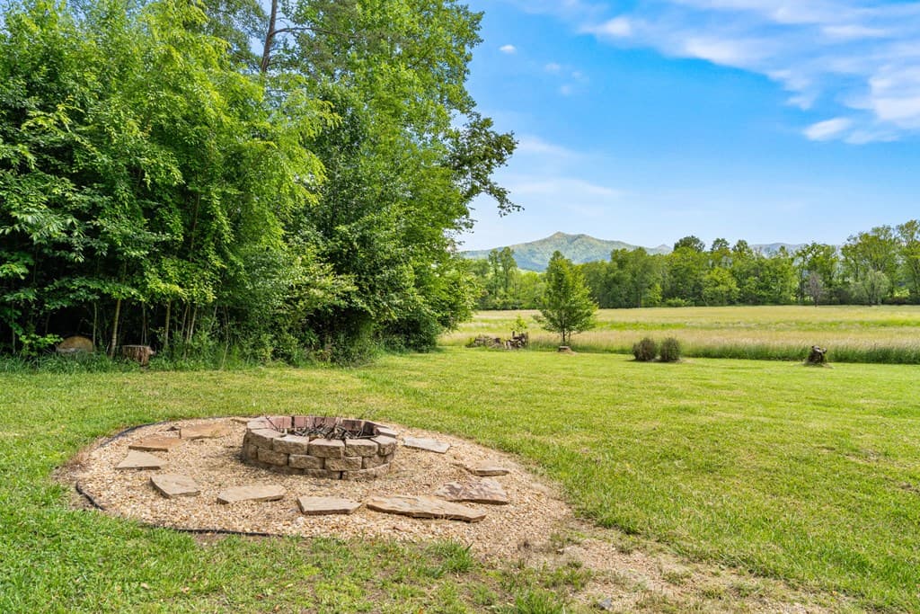 5686 Pine Crest Road, Young Harris GA 30582 - Photo