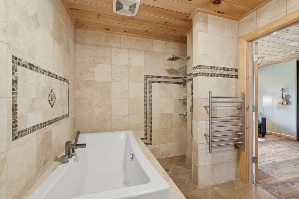 1823 Shoal Creek Road, Clarkesville GA 30523 - Photo