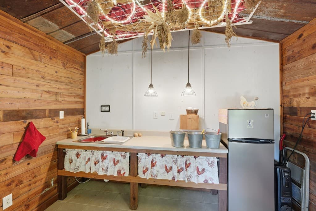 1823 Shoal Creek Road, Clarkesville GA 30523 - Photo
