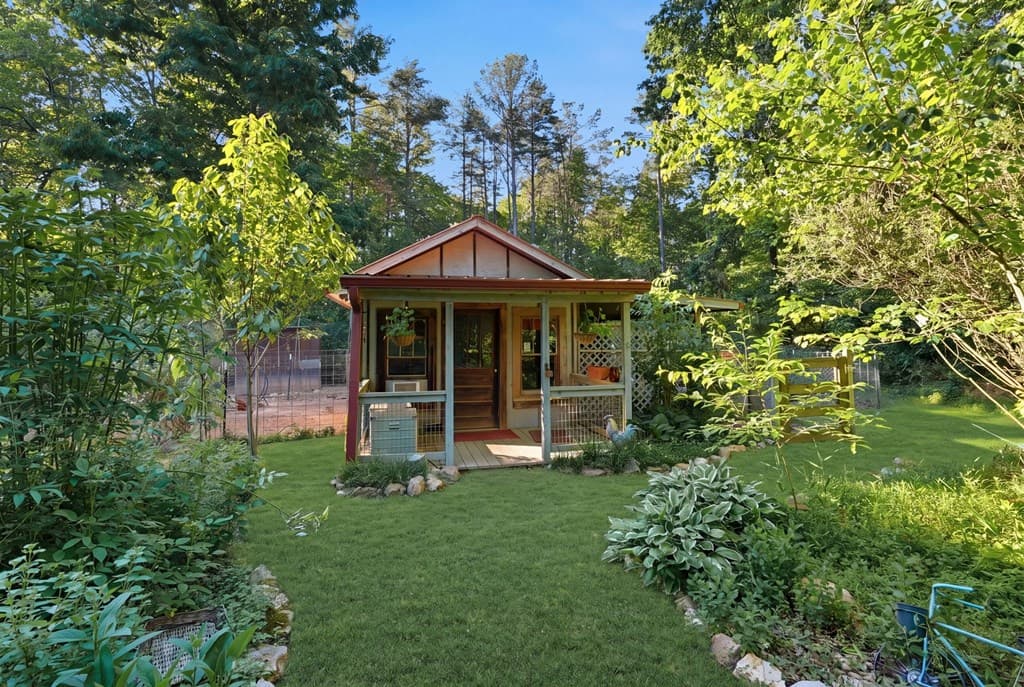 1823 Shoal Creek Road, Clarkesville GA 30523 - Photo