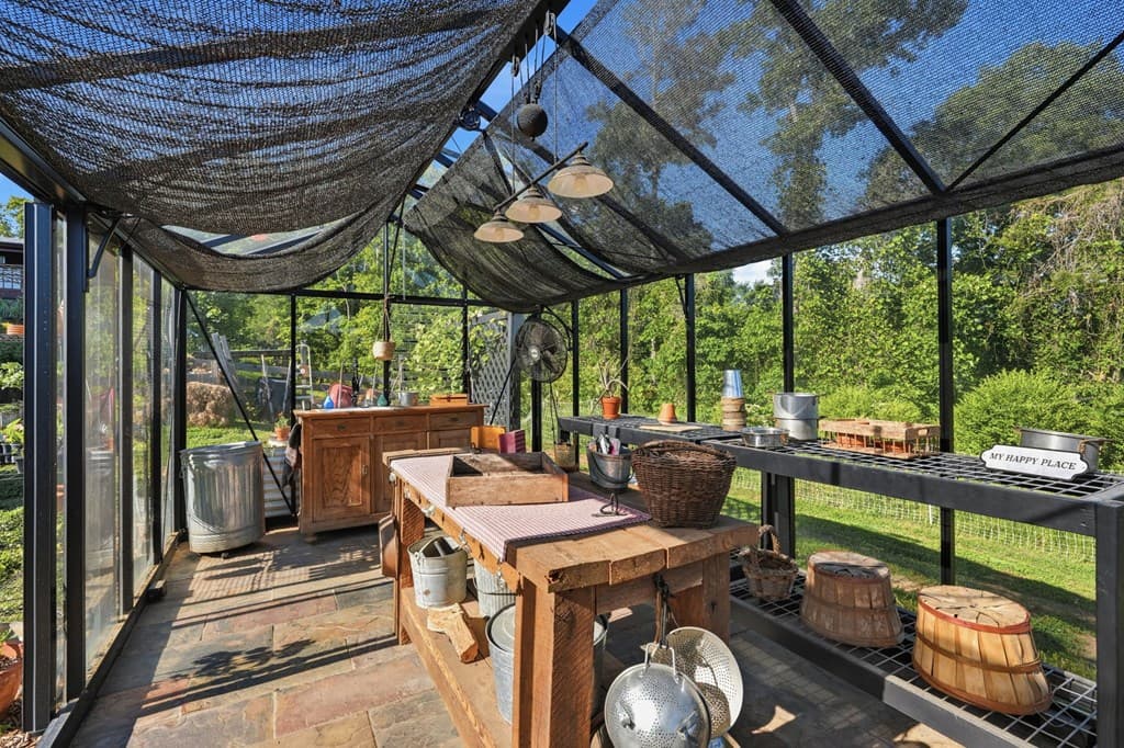 1823 Shoal Creek Road, Clarkesville GA 30523 - Photo