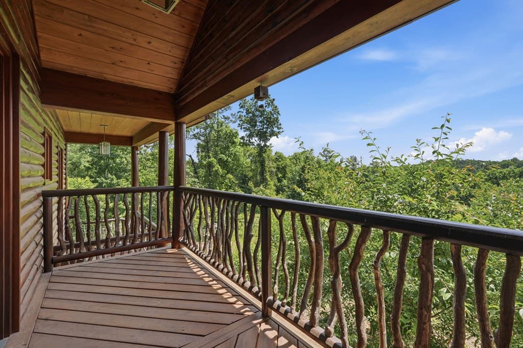 1823 Shoal Creek Road, Clarkesville GA 30523 - Photo