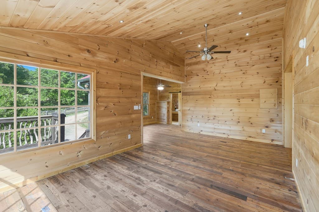 1823 Shoal Creek Road, Clarkesville GA 30523 - Photo