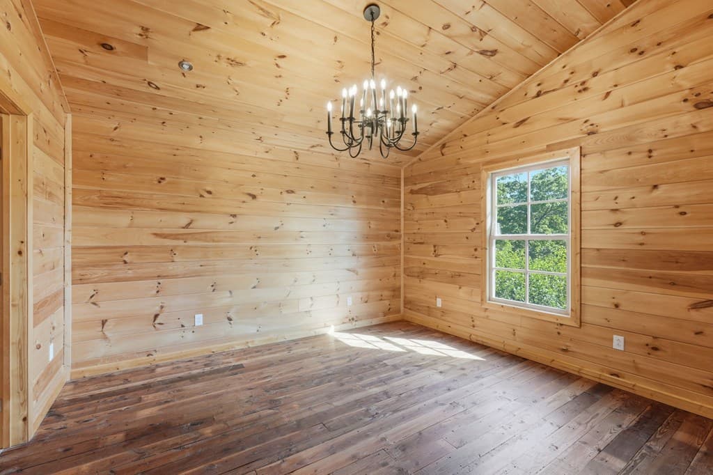 1823 Shoal Creek Road, Clarkesville GA 30523 - Photo