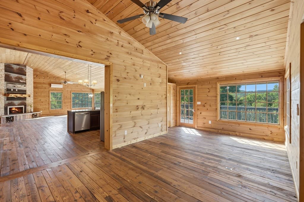 1823 Shoal Creek Road, Clarkesville GA 30523 - Photo