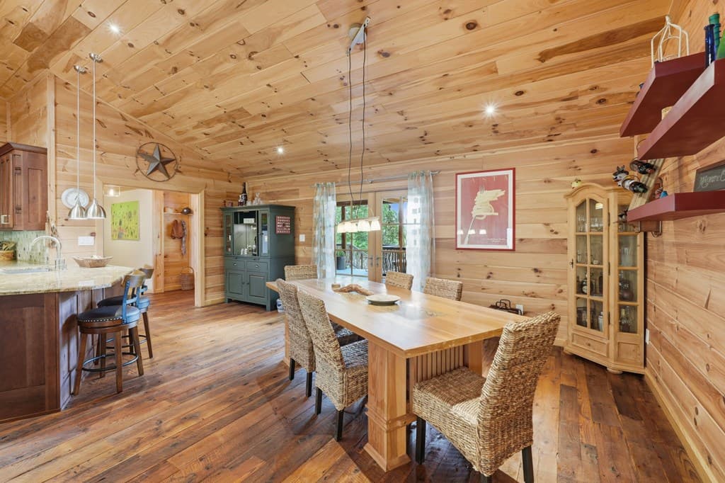 1823 Shoal Creek Road, Clarkesville GA 30523 - Photo