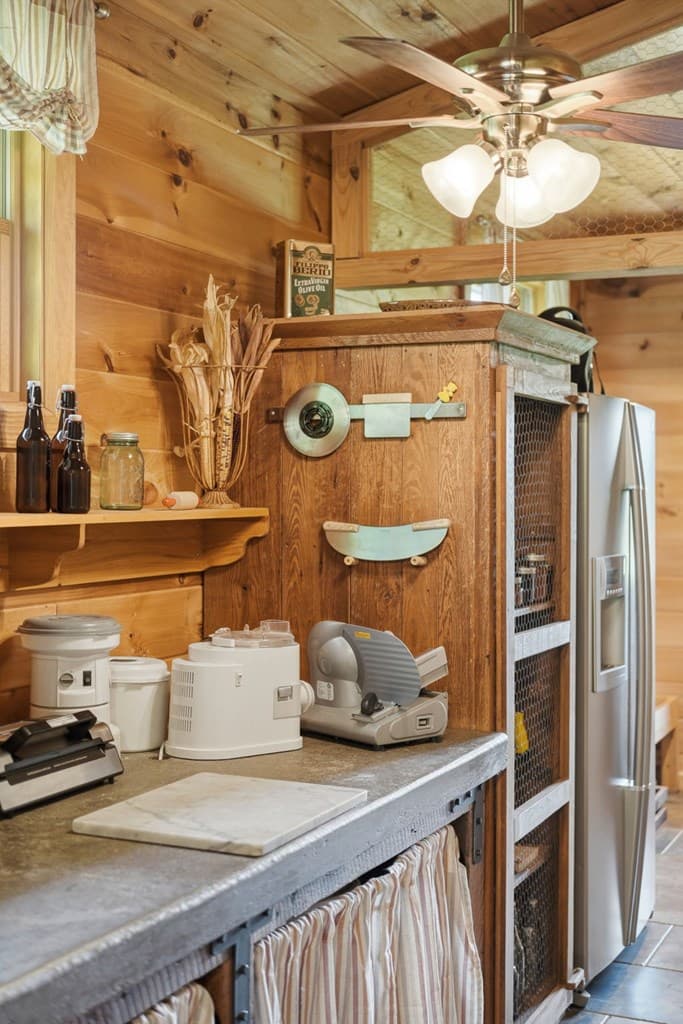 1823 Shoal Creek Road, Clarkesville GA 30523 - Photo