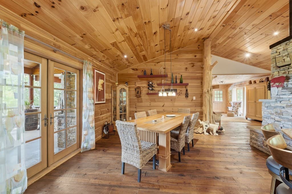 1823 Shoal Creek Road, Clarkesville GA 30523 - Photo