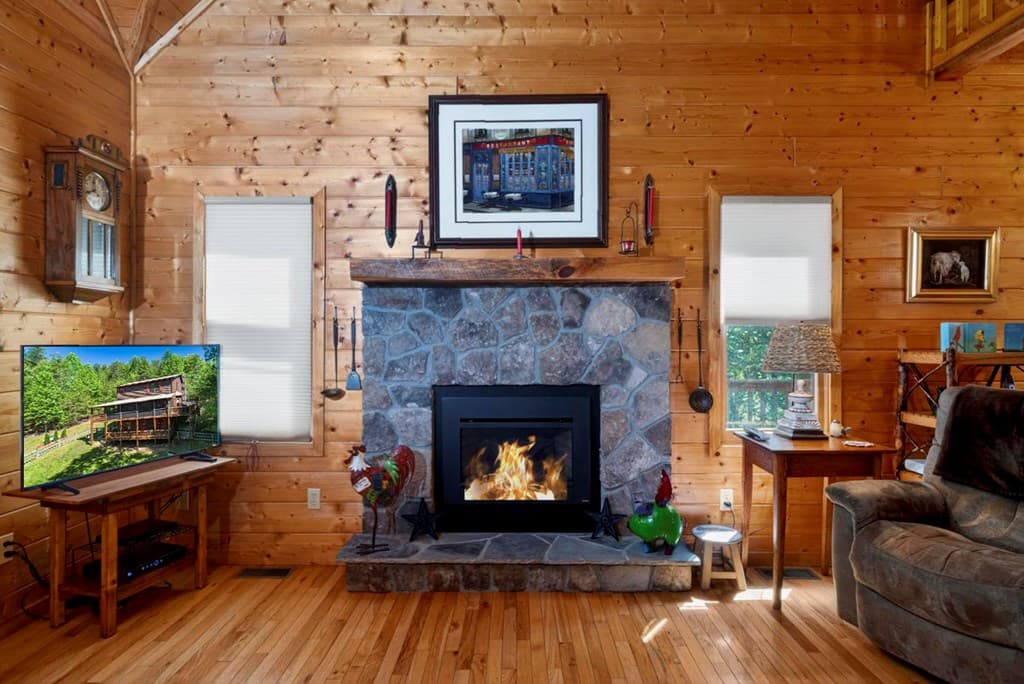 392 Oak Hills Drive, Morganton GA 30560 - Photo