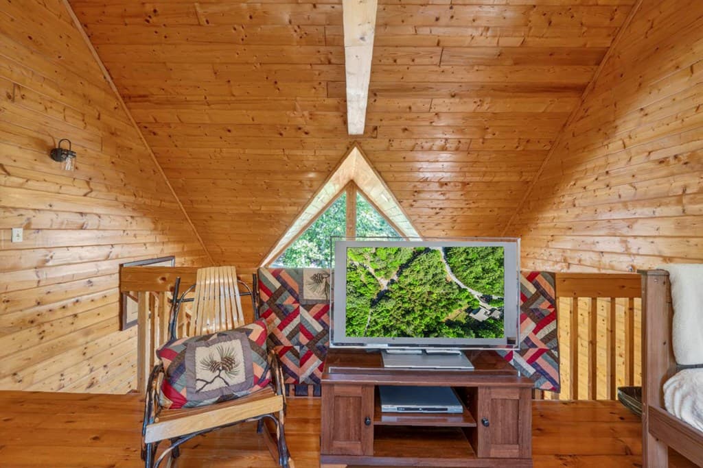 392 Oak Hills Drive, Morganton GA 30560 - Photo