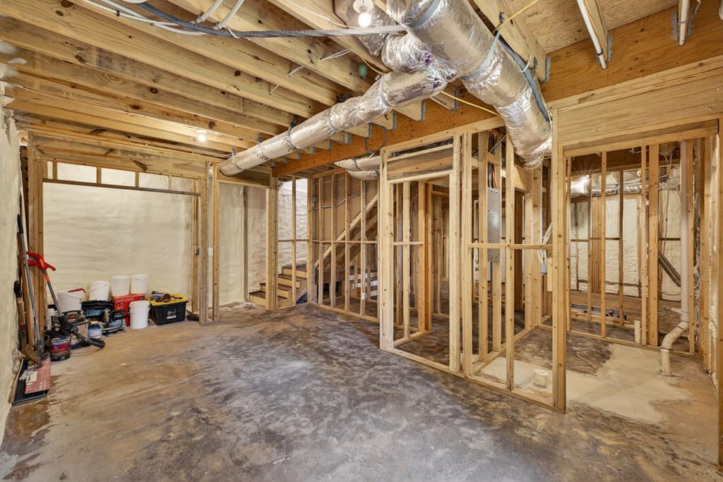 196 N Jakes Landing Way, Ellijay GA 30540 - Photo
