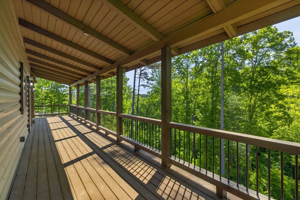 196 N Jakes Landing Way, Ellijay GA 30540 - Photo