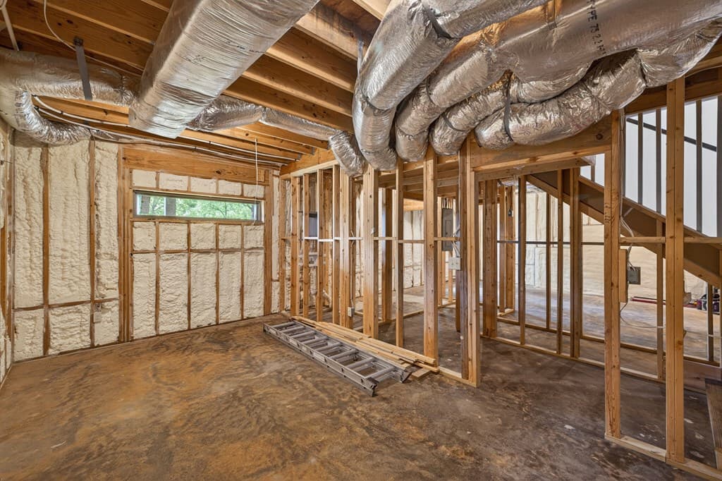 196 N Jakes Landing Way, Ellijay GA 30540 - Photo