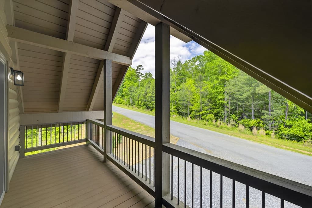 196 N Jakes Landing Way, Ellijay GA 30540 - Photo