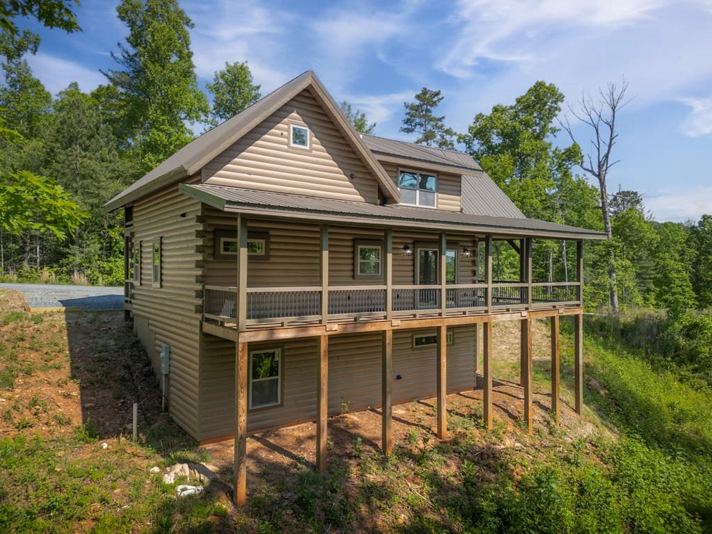 196 N Jakes Landing Way, Ellijay GA 30540 - Photo