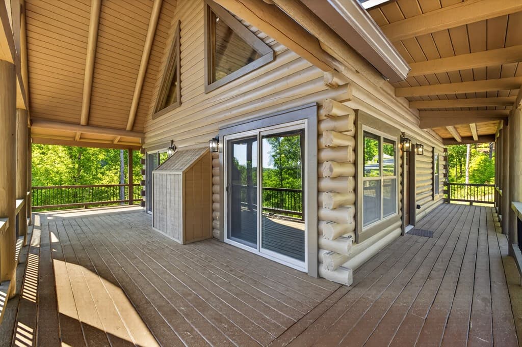196 N Jakes Landing Way, Ellijay GA 30540 - Photo